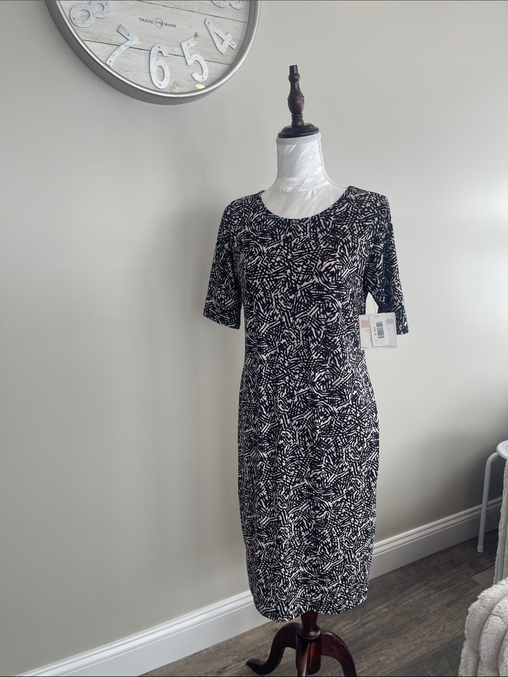 LuLaRoe Black & White Abstract Print Midi Dress